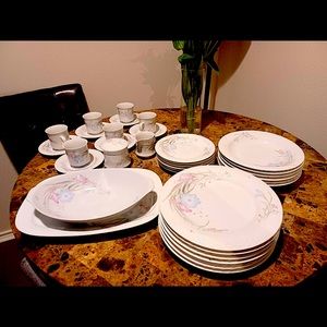 China Pearl Fine China